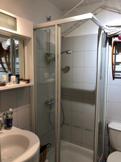 Vakantie in de bergen Studio bergnis 4 personen (w) - Résidence Arc-en-Ciel - Les Gets - Badkamer