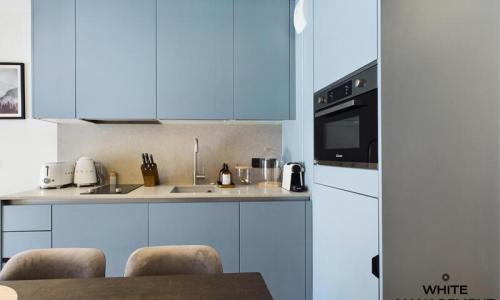 Rent in ski resort 2 room apartment 5 people (36m²-1) - Résidence Ariondaz Hellebore - Courchevel - Summer outside