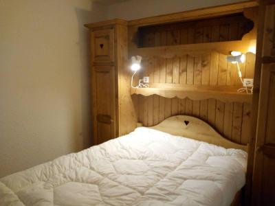 Vacanze in montagna Appartamento 3 stanze con mezzanino per 7 persone (073) - Résidence Arpasson - Méribel-Mottaret - Letto matrimoniale