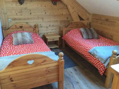 Urlaub in den Bergen 4 Zimmer Maisonettewohnung für 6 Personen (B) - Résidence Aux Sports - Valloire - Schlafzimmer