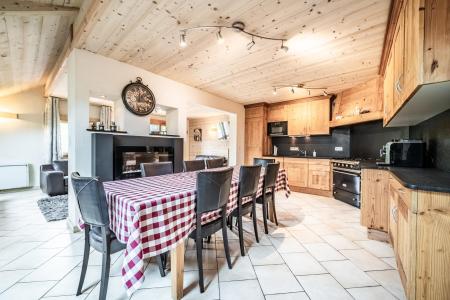 Vacances en montagne Appartement duplex 5 pièces 10 personnes - Résidence Azalées - Les Gets