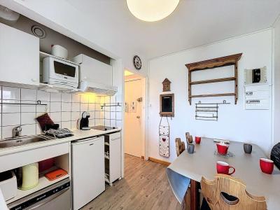 Urlaub in den Bergen 2-Zimmer-Appartment für 5 Personen (1101) - Résidence Baikonour - Le Corbier - Wohnzimmer