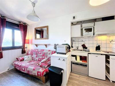 Wakacje w górach Apartament 2 pokojowy 5 osób (1101) - Résidence Baikonour - Le Corbier - Pokój gościnny