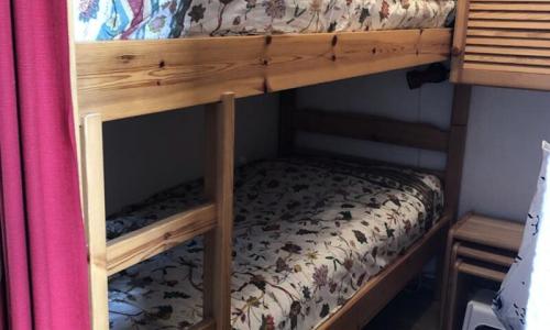 Holiday in mountain resort 2 room apartment 4 people (24m²-2) - Résidence Balcons D'huez - Alpe d'Huez - Sleeping area