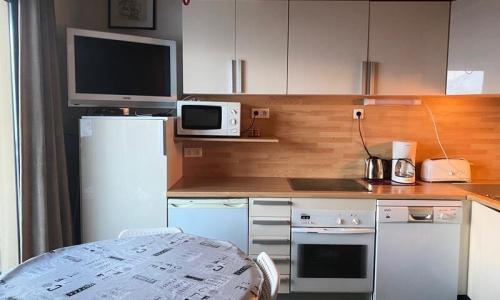 Rent in ski resort 2 room apartment 6 people (25m²) - Résidence Balcons D'huez - Alpe d'Huez