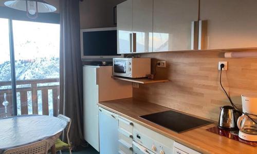 Rent in ski resort 2 room apartment 6 people (25m²) - Résidence Balcons D'huez - Alpe d'Huez