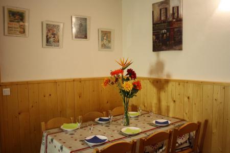 Holiday in mountain resort 2 room apartment sleeping corner 6 people (521CL) - Résidence Bec Rouge - Tignes - Living room