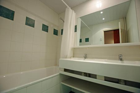 Urlaub in den Bergen 3-Zimmer-Appartment für 7 Personen (121CL) - Résidence Bec Rouge - Tignes - Badewanne