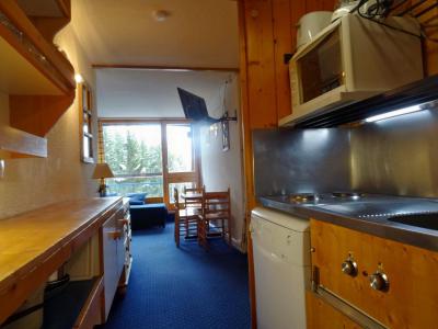 Holiday in mountain resort Studio sleeping corner 4 people (524) - Résidence Belles Challes - Les Arcs - Kitchen