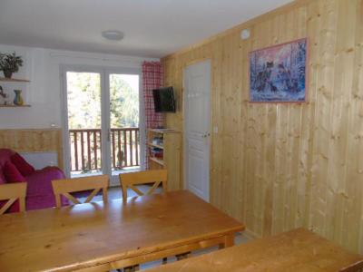 Vakantie in de bergen Appartement 2 kamers bergnis 6 personen (B10) - Résidence Belvédère Busseroles - Valfréjus - Woonkamer