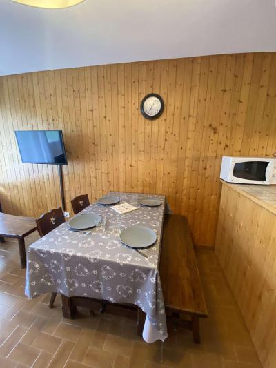 Urlaub in den Bergen Studio Schlafnische 4 Personen (2-1H) - Résidence Belvédère - Le Grand Bornand - Wohnzimmer