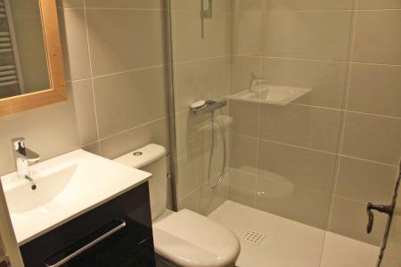 Holiday in mountain resort 2 room apartment 5 people (B44) - Résidence Benevy - Les Gets - Shower room