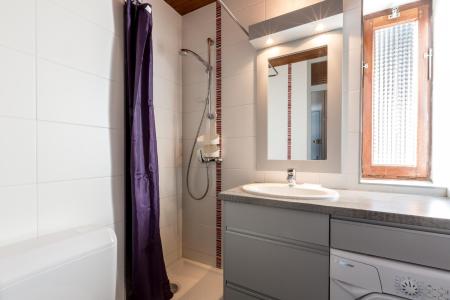 Vacaciones en montaña Apartamento 2 piezas cabina para 4 personas (BISO27) - Résidence Bison - La Clusaz - Cuarto de ducha