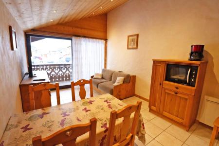 Holiday in mountain resort 3 room apartment 6 people - Résidence Bivouac - Les Gets - Living room
