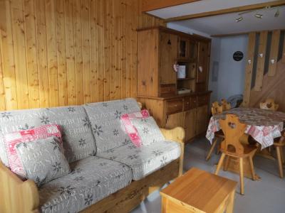 Holiday in mountain resort 2 room mezzanine apartment 4 people - Résidence Bois de Lune  - Les Gets - Living room