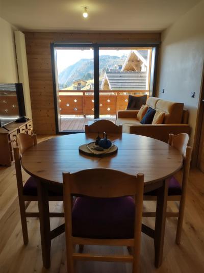 Urlaub in den Bergen 2-Zimmer-Holzhütte für 6 Personen (Beau Soleil) - Résidence Cairn Harmony  - Les Gets - Wohnzimmer