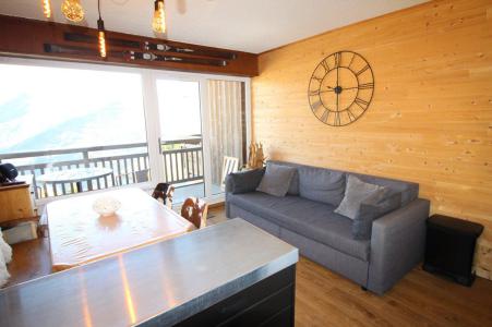 Vakantie in de bergen Appartement 3 kamers 6 personen (AEO008-306) - Résidence Carlines - Auris en Oisans - Verblijf
