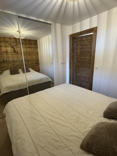 Holiday in mountain resort 2 room apartment sleeping corner 5 people - Résidence Carmine Lodge - Les Gets - Bedroom