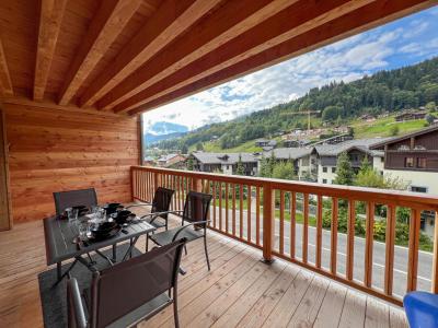 Vacances en montagne Studio cabines 4 personnes - Résidence Carmine Lodge - Les Gets - Balcon