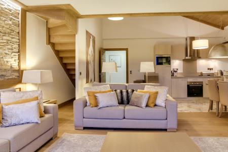 Holiday in mountain resort 4 room duplex apartment 6 people (241) - Résidence Carré Blanc - Courchevel - Living room