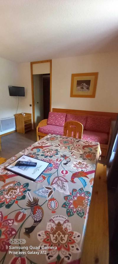 Vacances en montagne Appartement 2 pièces 5 personnes (72) - Résidence Carroley B - La Plagne - Séjour