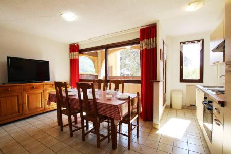 Wakacje w górach Apartament 2 pokojowy z alkową 6 osób (202) - Résidence Central Parc 2 - Serre Chevalier - Pokój gościnny