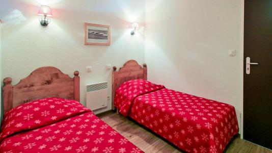 Holiday in mountain resort Résidence Central Park - Val d'Allos - Single bed