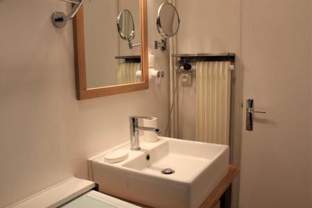 Vacanze in montagna Studio con alcova per 4 persone (045) - Résidence Centre Vars - Vars - Bagno con doccia