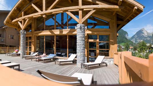 Vakantie in de bergen Résidence CGH La Reine des Prés - Samoëns - Buiten zomer