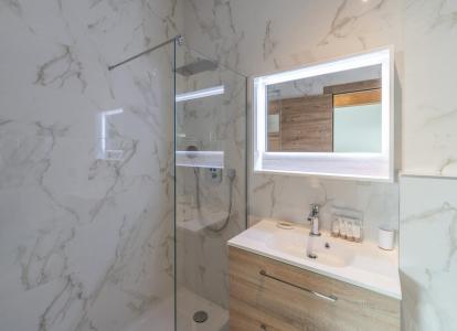 Holiday in mountain resort 4 room apartment 6 people (8) - Résidence Chalet de l'Ourse - Courchevel - Shower room