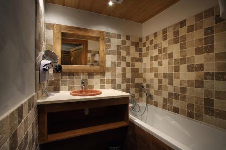 Holiday in mountain resort Résidence Chalet des Neiges Cîme des Arcs - Les Arcs - Bathroom