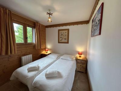 Urlaub in den Bergen 3-Zimmer-Appartment für 4 Personen (01) - Résidence Chalet Gypse - Méribel - Schlafzimmer
