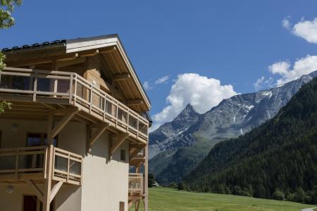 Vacances en montagne Résidence Chalet Les Amis - Peisey-Vallandry - Extérieur été