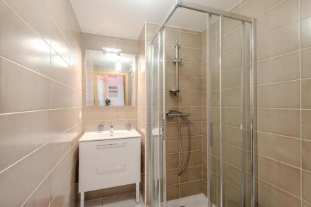 Holiday in mountain resort 3 room apartment 6 people (A05) - Résidence Chalets Brunes - Morzine - Shower room