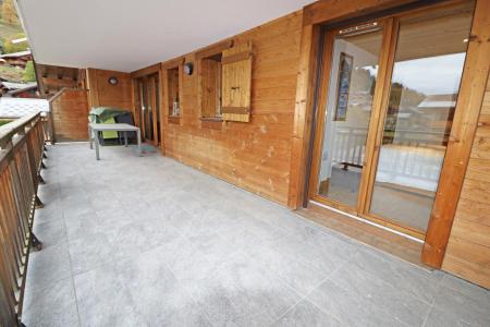 Holiday in mountain resort 3 room apartment 4 people - Résidence Chalune - Les Gets - Balcony