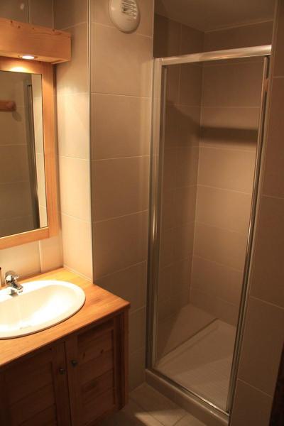 Vacances en montagne Appartement 3 pièces cabine 6 personnes - Résidence Chalune - Les Gets - Salle de douche