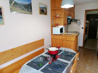 Vakantie in de bergen Studio bergnis 4 personen (280-12) - Résidence Champel A - Le Grand Bornand - Woonkamer