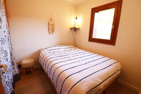 Holiday in mountain resort 2 room apartment 4 people - Résidence Chantemerle - Les Gets - Bedroom