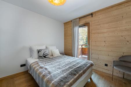 Holiday in mountain resort 3 room apartment 6 people (RC01) - Résidence Chantemerle - Courchevel - Bedroom