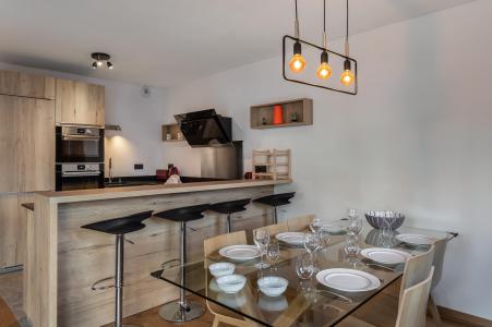 Holiday in mountain resort 4 room apartment 8 people (101) - Résidence Chantemerle - Courchevel