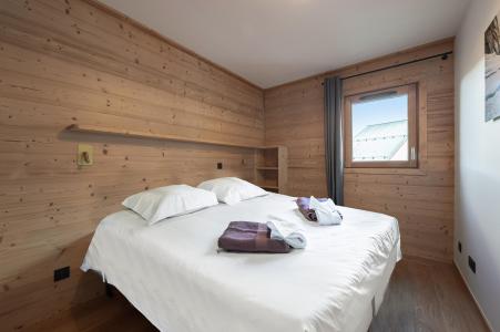 Holiday in mountain resort 4 room apartment 8 people (RC05) - Résidence Chantemerle - Courchevel - Bedroom