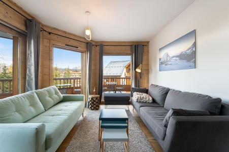 Holiday in mountain resort 4 room apartment 8 people (RC05) - Résidence Chantemerle - Courchevel - Living room