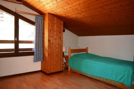 Urlaub in den Bergen Wohnung 3 Mezzanine Zimmer 6 Leute (2C) - Résidence Chanteneige - Le Grand Bornand - Offener Schlafbereich