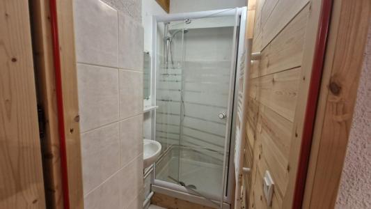 Holiday in mountain resort 4 room duplex apartment 12 people (00) - Résidence Charmaix - Valfréjus