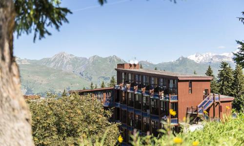 Vacances en montagne Résidence Charmettoger - Maeva Home - Les Arcs - Extérieur été