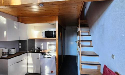 Holiday in mountain resort Studio 4 people (Confort 24m²) - Résidence Charmettoger - MH - Les Arcs - Summer outside