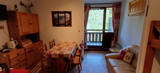 Urlaub in den Bergen Studio Schlafnische für 4 Personen (2008) - Résidence Chaumière des Neiges B - Châtel - Wohnzimmer