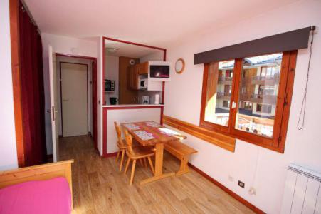 Vakantie in de bergen Studio cabine 4 personen (24) - Résidence Chavière - Valfréjus - Woonkamer