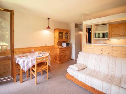 Holiday in mountain resort 2 room apartment 4 people (G484) - Résidence Cheval Blanc - Valmorel - Living room