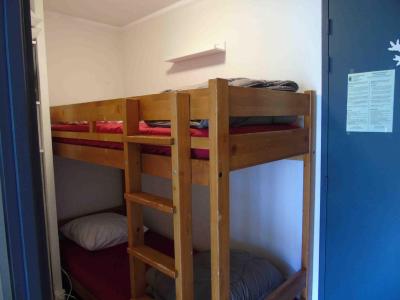 Vacances en montagne Appartement 2 pièces 6 personnes (40) - Résidence Cheval Blanc - Valfréjus